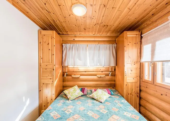 بيت للعطل Maentyruka Homes *